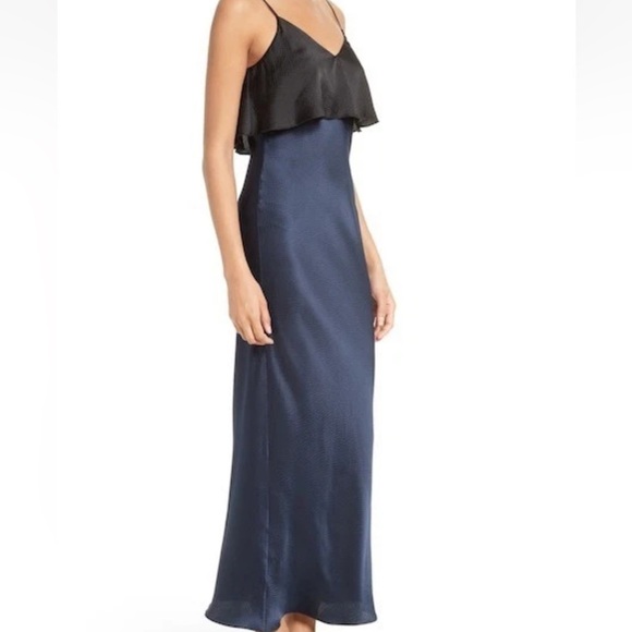 DvF Diane von Furstenberg Popover Tiered Navy Blue & Black Hammered Silk Dress - Picture 14 of 16